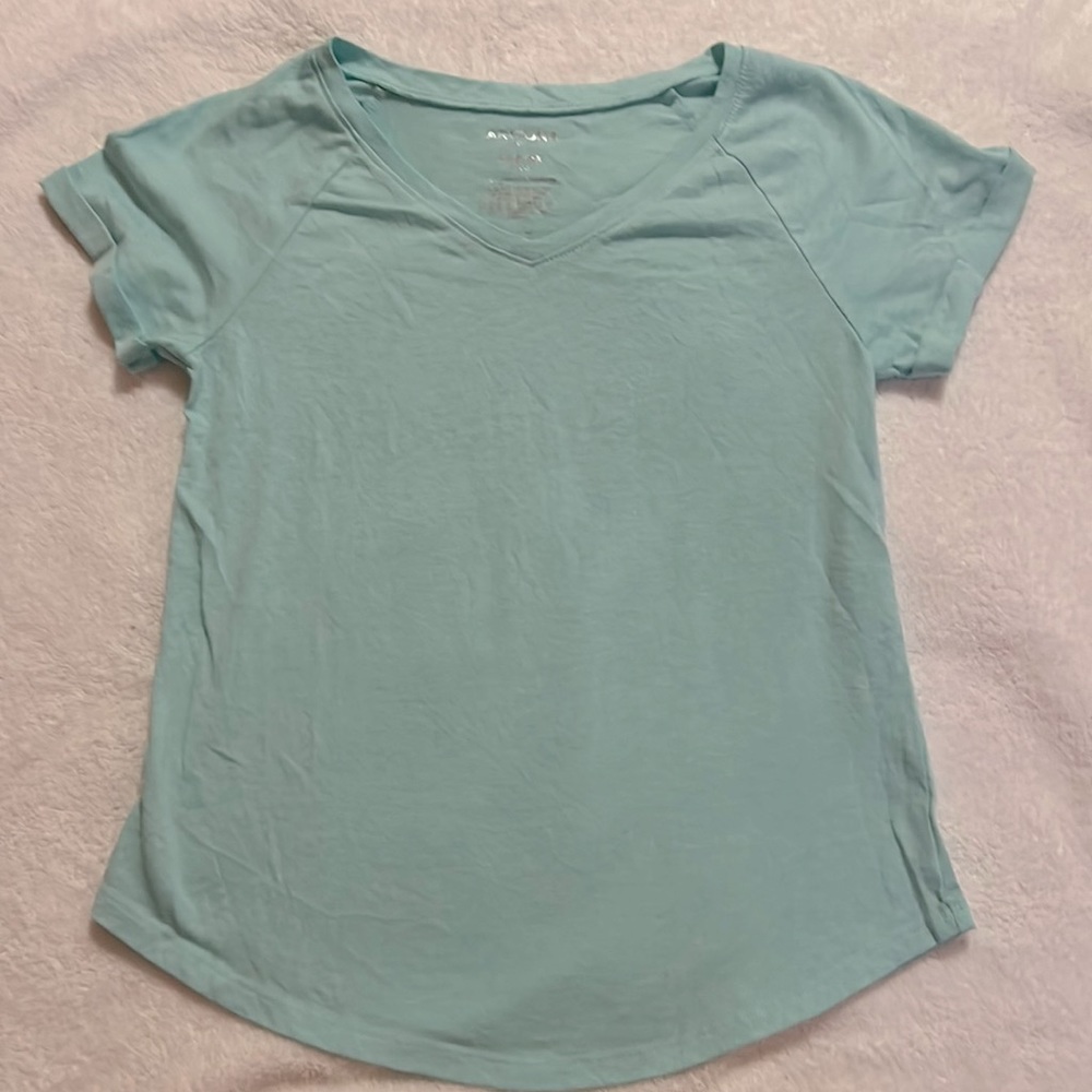Girls light weight t shirt